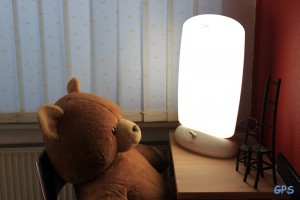 Teddy bei der Lichttherapie